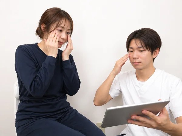 小顔矯正セルフケア指導｜顔のむくみや左右差に合わせた生活習慣アドバイス