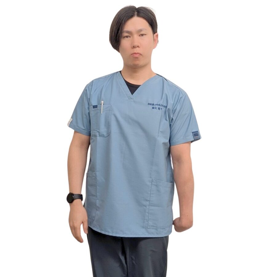 セルフチェック② 手の甲を前に向けて手首を反らせる